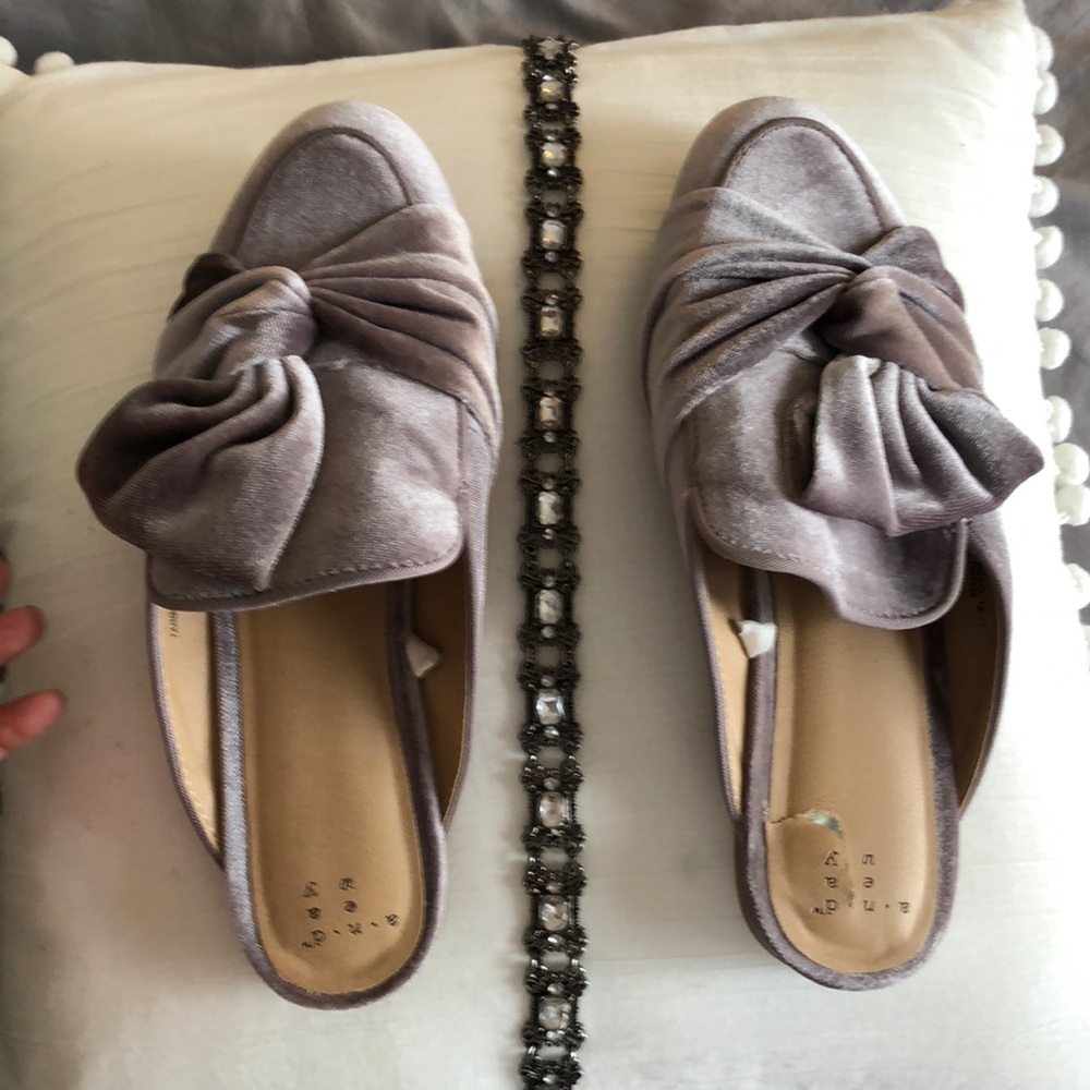 Suede mules -purple